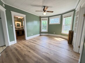 Building Photo - 1st Floor 2 Bedroom Apartment w/ Private Basement - Available July 1st