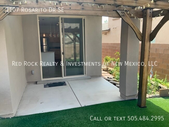 Building Photo - 1107 Rosarito Dr SE