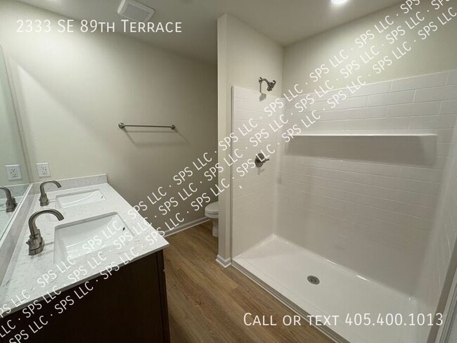 Building Photo - 2333 SE 89th Terrace