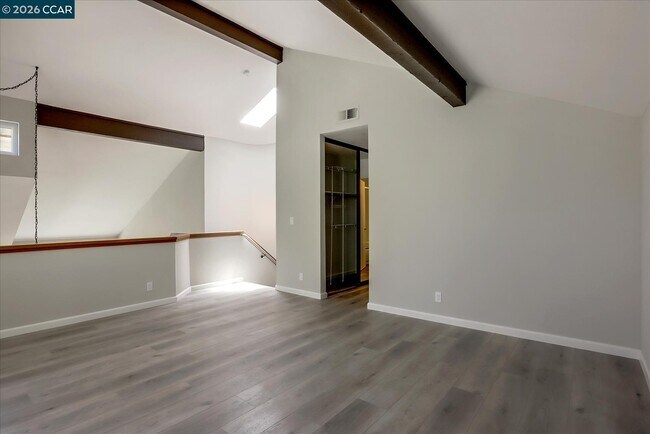 Building Photo - 1539 Trimingham Dr