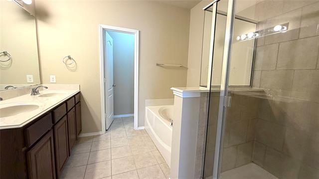 Building Photo - 2774 Waterfall Ln