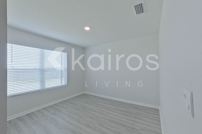 Building Photo - 4702 Malay Cir