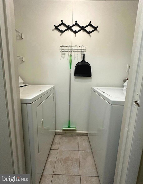 Building Photo - 201A Kelly Cove