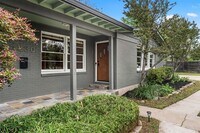 Building Photo - 4330 Parkwood Rd