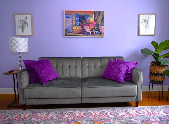 Building Photo - 1544 Oakridge Rd