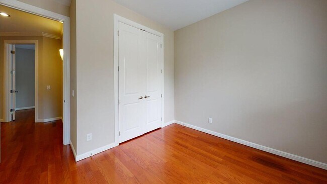 Building Photo - 1114 Ruea St