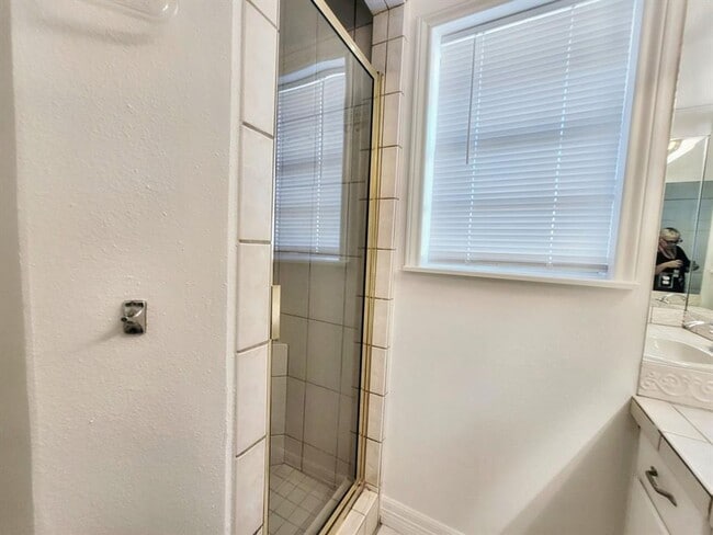 Building Photo - Beautiful 3 BR / 2 BA Home in Round Rock!