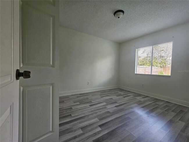 Building Photo - 133 Guadalajara Dr