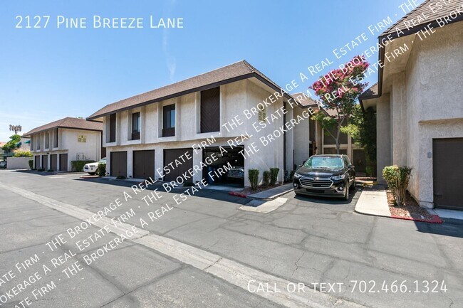 Building Photo - 2127 Pine Breeze Ln