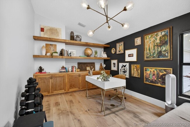 Building Photo - 12897 La Rochelle Cir