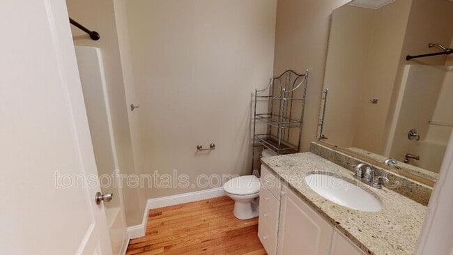 Building Photo - 125 S Lexington Ave