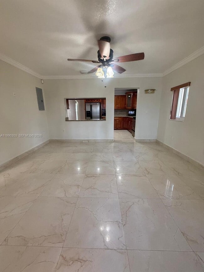 Building Photo - 281 W 17th St