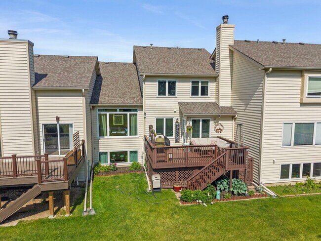 Building Photo - 1264 Bellevue Dr