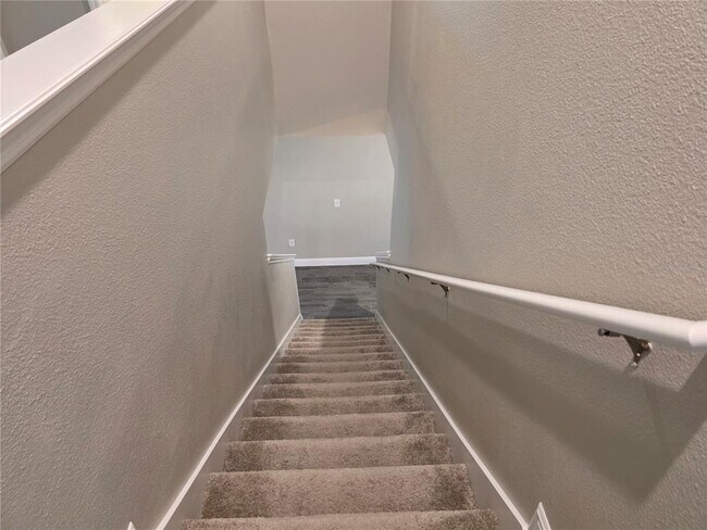 Building Photo - 2372 Shadowland Lp