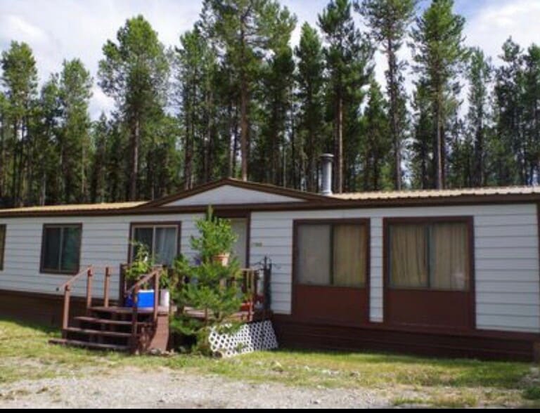 Building Photo - 204 Old Creek Rd