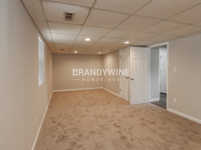 Building Photo - 113 Eva Dr