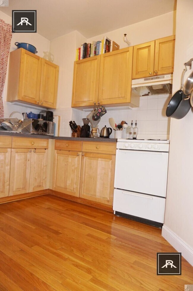 Primary Photo - 1 bedroom in Allston MA 02134