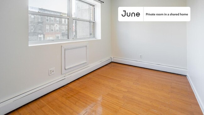 Building Photo - Room in Shared 4 bed/2 bath home