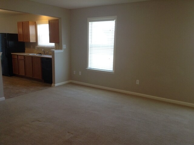 Building Photo - 10261 Sunvista Ct