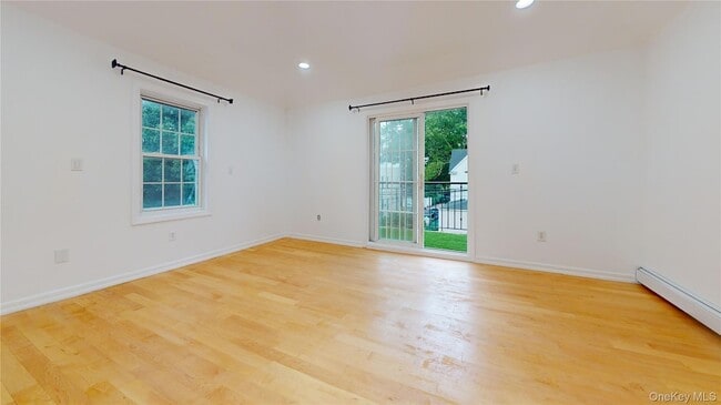 Building Photo - 138-15 82nd Dr