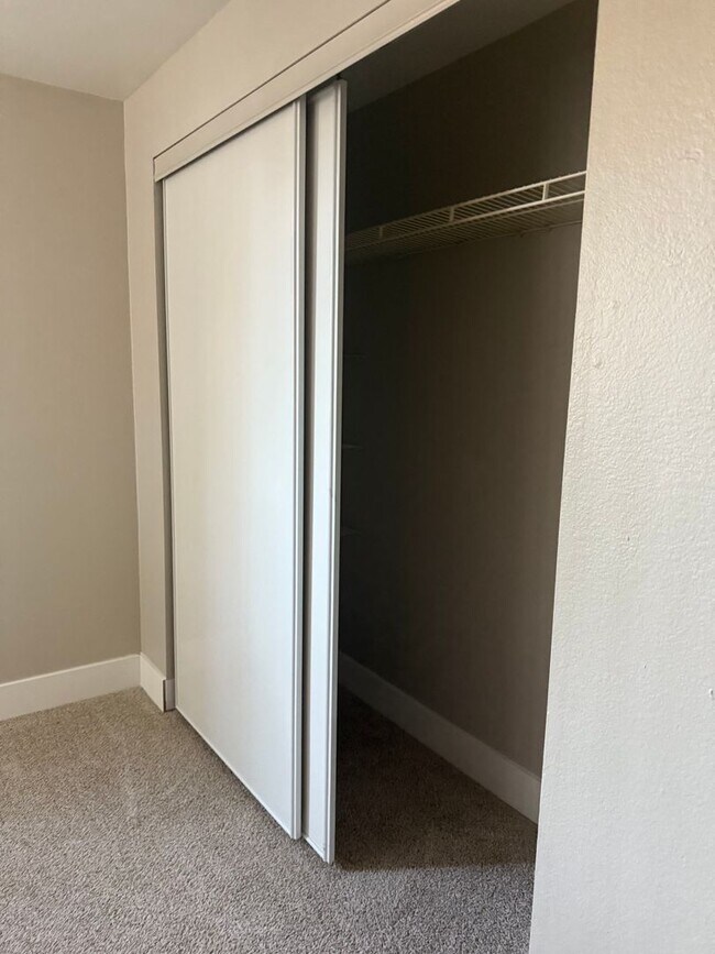 Building Photo - A New Wave of Living Here At Powell Court Apartments!