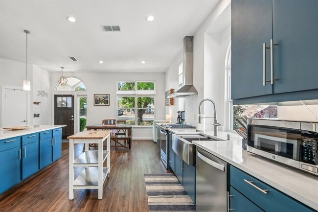 Building Photo - 5913 Abilene Trl