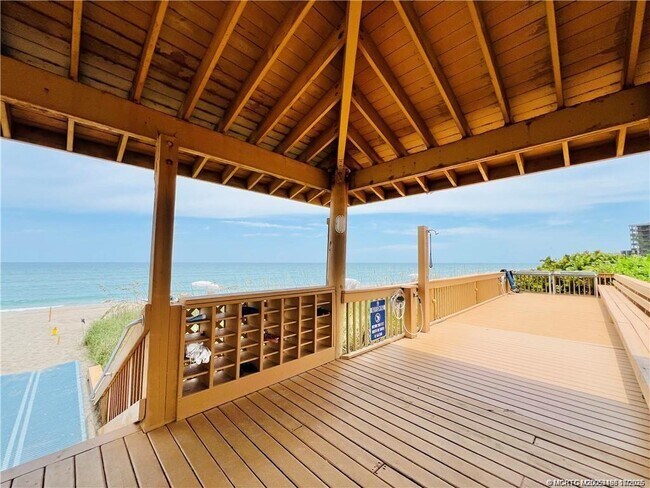 Building Photo - 10680 S Ocean Dr