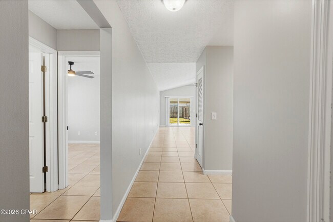 Building Photo - 8416 N Lagoon Dr