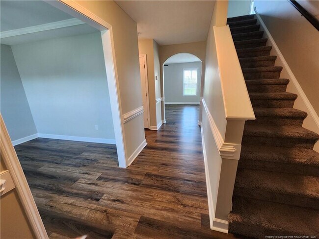 Building Photo - 2804 Ally Rayven Dr