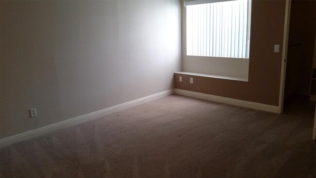 Building Photo - 6500 W Lake Mead Blvd