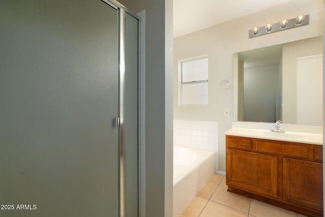 Building Photo - 8158 N 104th Ave