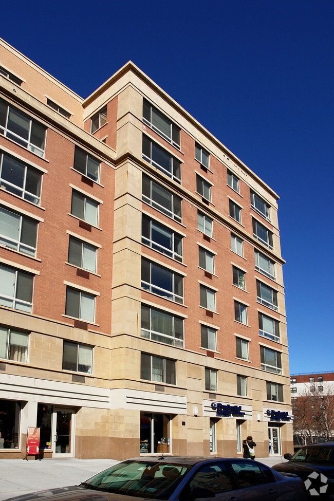 Building Photo - Larkspur Plaza