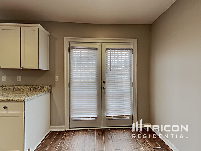 Building Photo - 1454 Glenfield Dr