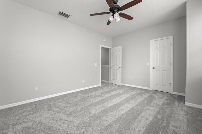 Building Photo - 509 S Matanzas Ave
