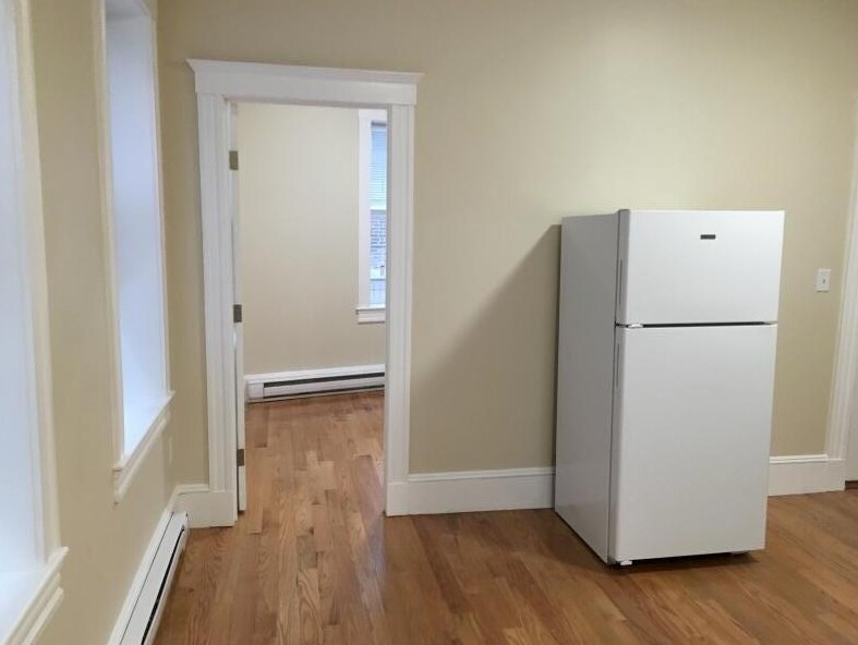 Building Photo - 887 Huntington Ave