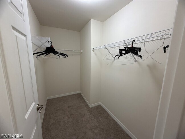 Building Photo - 513 Ella Jean Pl