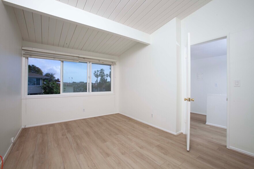 Building Photo - 478 Seaward Rd