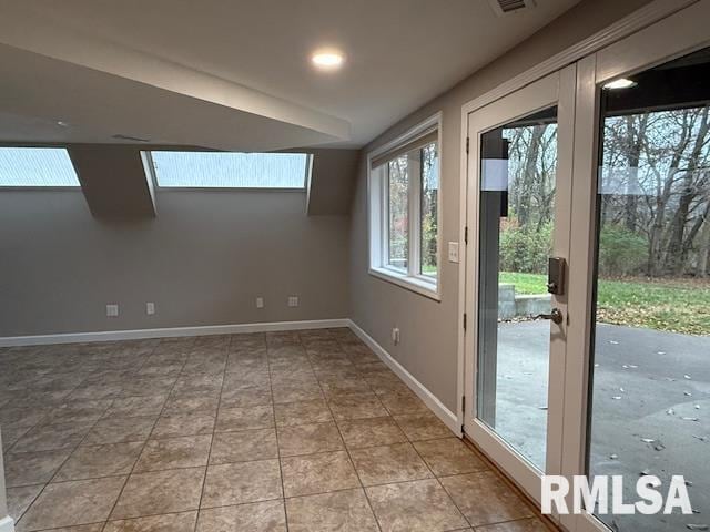 Building Photo - 16429 N Hawthorne Ln