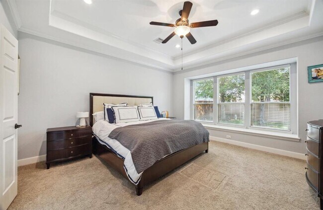 Building Photo - 86 N Victoriana Cir