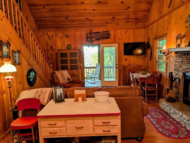Building Photo - 54 Teaberry Ln