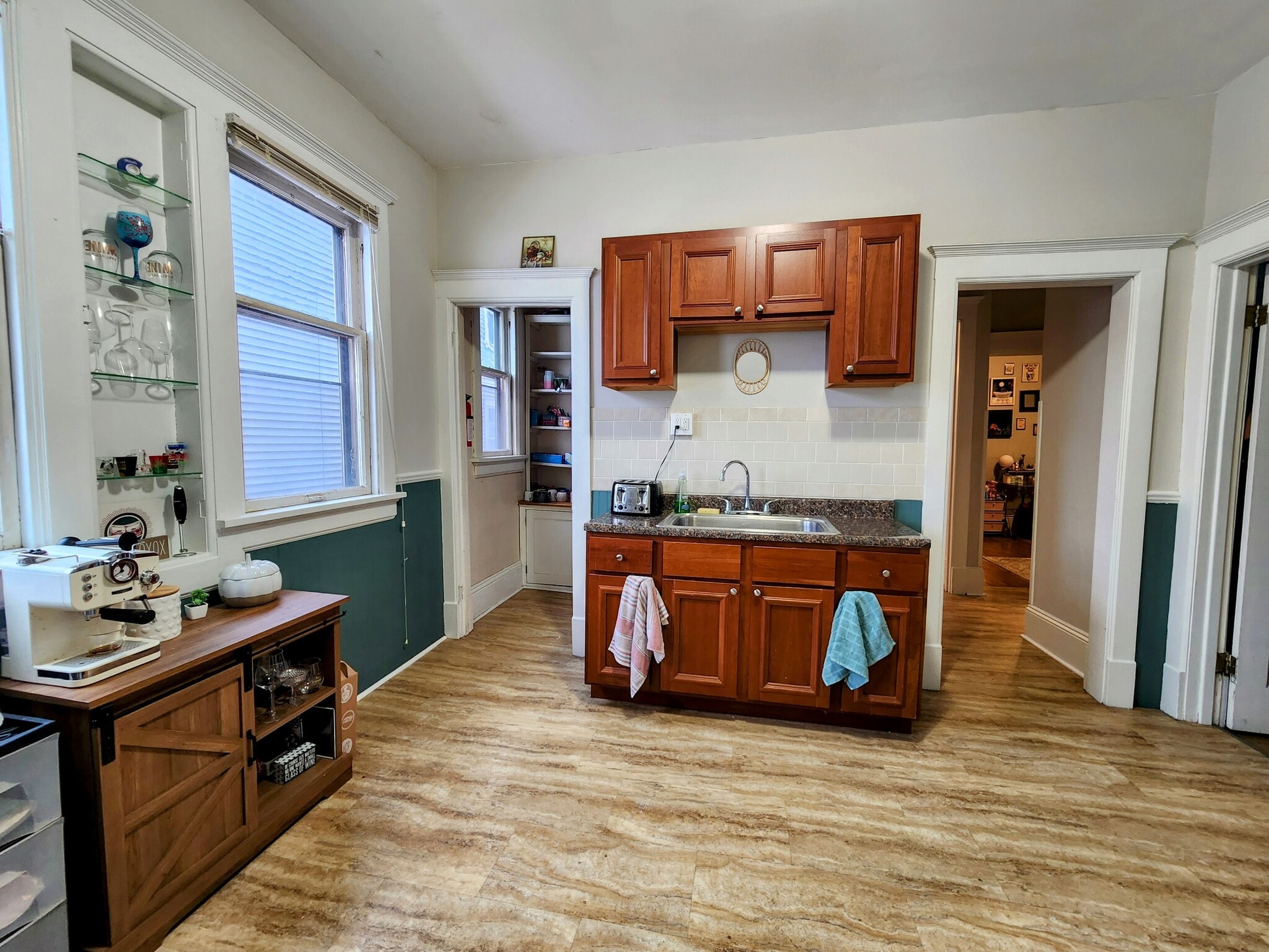 Building Photo - 2942 N Frederick Ave