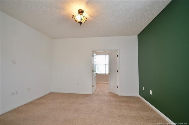 Building Photo - 4050 Bardstown Ct
