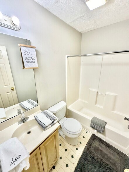 Building Photo - 102 Carter Sells Rd