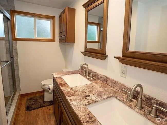 Building Photo - Fantastic 2 Bed-1 Bath Rambler in Universi...