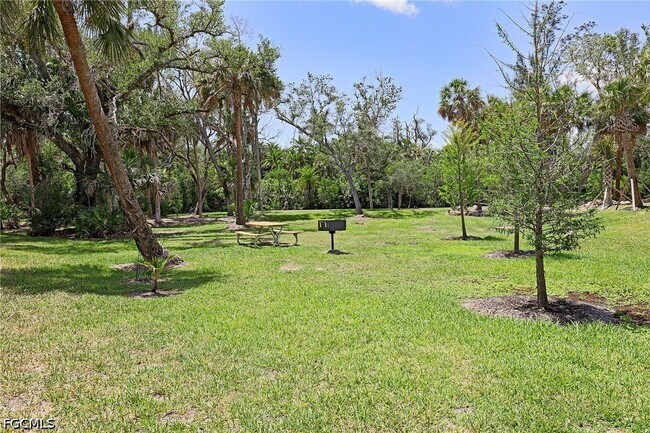 Building Photo - 15178 Parkside Dr