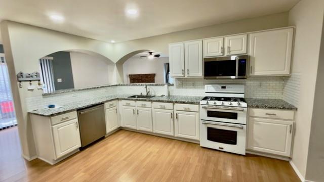 Building Photo - 2012 Cardinal Ln
