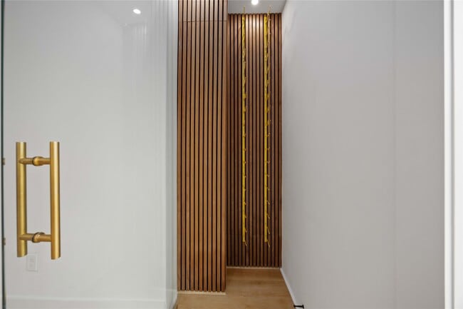 Building Photo - 1413 Stanford St