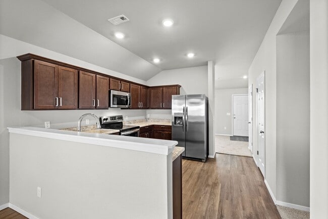 Building Photo - Home Sweet Home