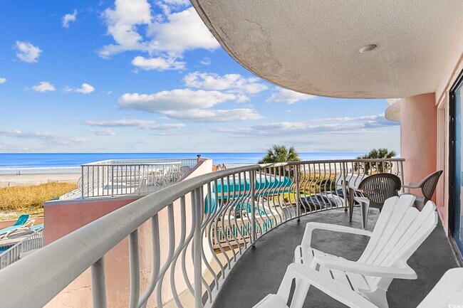 Building Photo - 202 70th Ave N