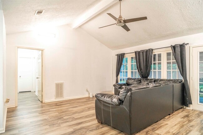 Building Photo - 17330 Heritage Bay Dr